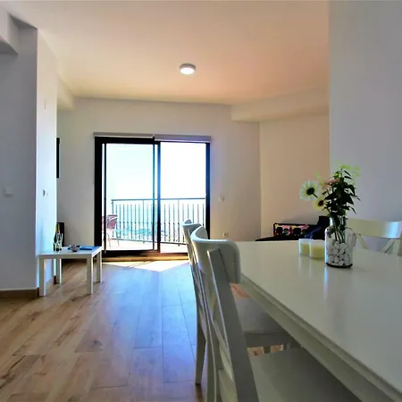 Apartamento Pueblo - Excelente Conexión Wifi - Piscina Abierta - Fantasticas Vistas - Parking Gratis