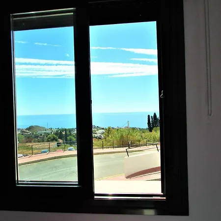 Apartamento Pueblo - Excelente Conexión Wifi - Piscina Abierta - Fantasticas Vistas - Parking Gratis