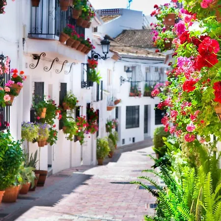 Apartamento Pueblo - Excelente Conexión Wifi - Piscina Abierta - Fantasticas Vistas - Parking Gratis